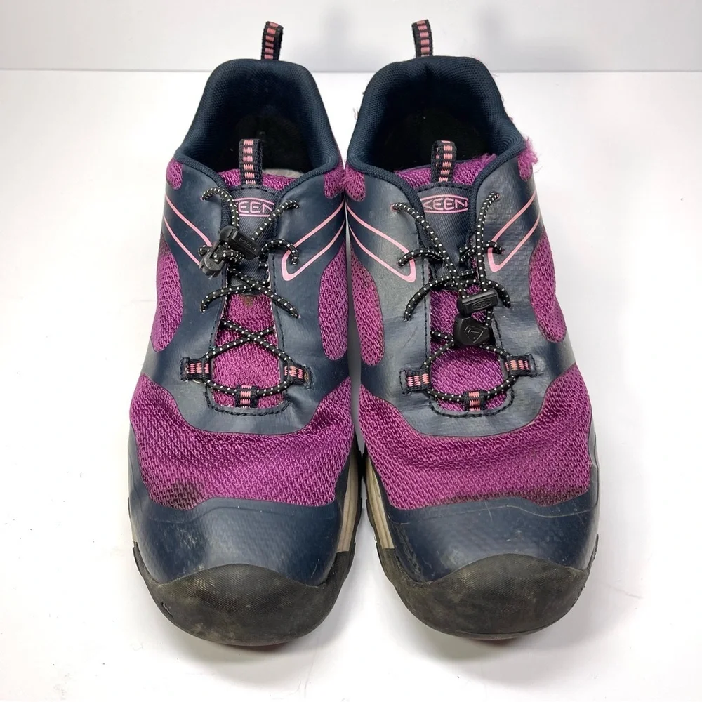 Keen Shoes Wanduro Waterproof Hiking Shoe‎ Size 7 Youth